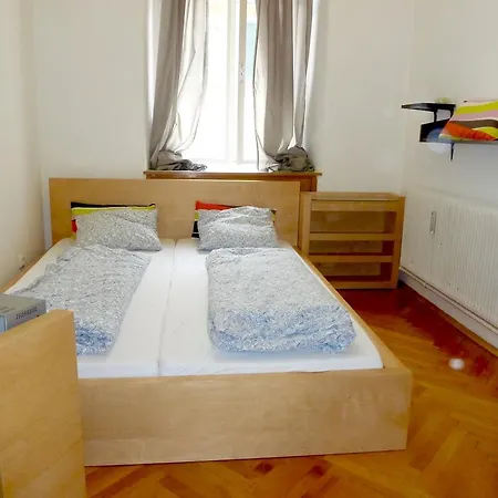 Jakominiplatz Apartmán