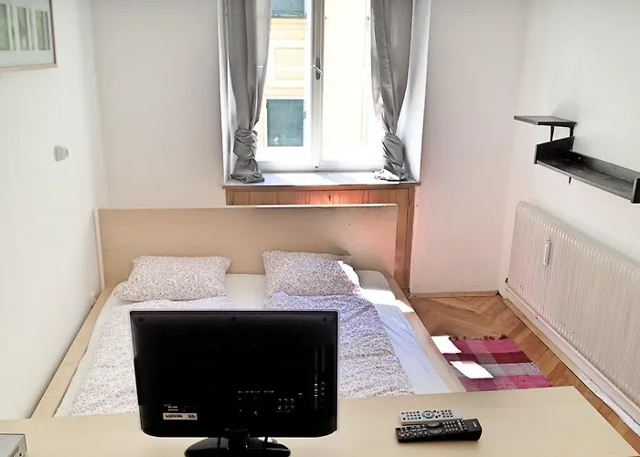 Jakominiplatz Appartement *